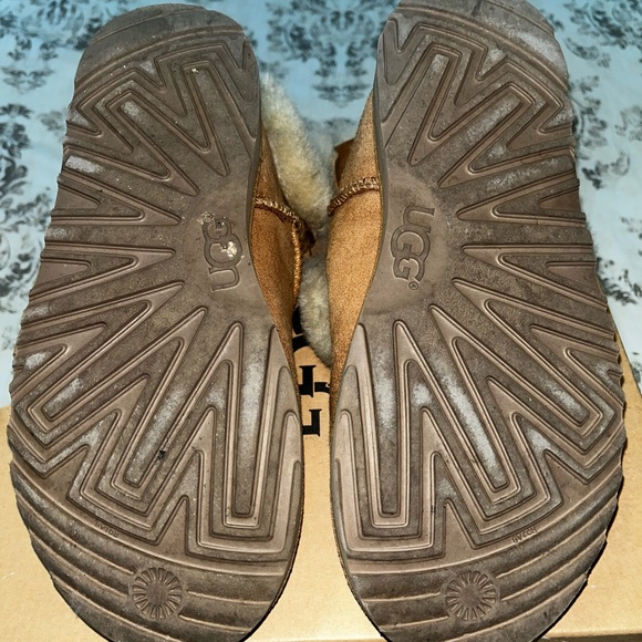 UGG W Classic Cuff Mini - Picture 6 of 9